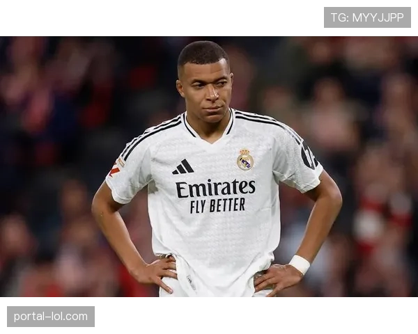 巴黎圣日耳曼避免重蹈姆巴佩免费离队覆辙,积极推进球员续约 巴黎圣日耳曼避免重蹈姆巴佩免费离队覆辙,积极推进球员续约