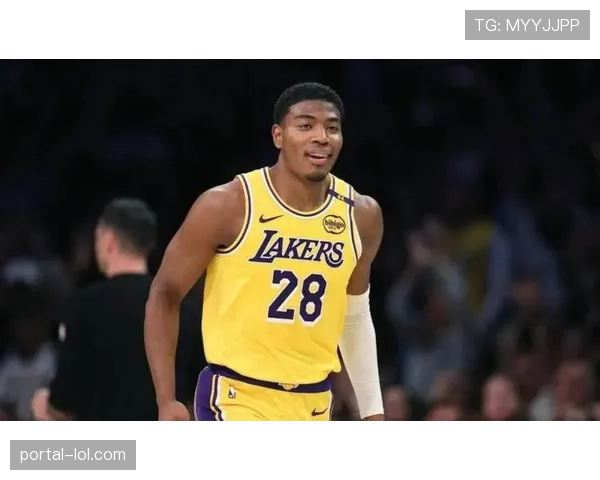 八村垒高效砍21分，湖人锋线火力全开助球队大胜